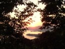 画像: 島からの夕日